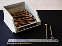 2018-07-21 5mm x 80mm-self-drill, cadmium-plated steel screws, used for fixing plywood plates to ceiling for motorised backdrop system