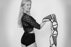 2018-09-01 Christina Elsom monochrome