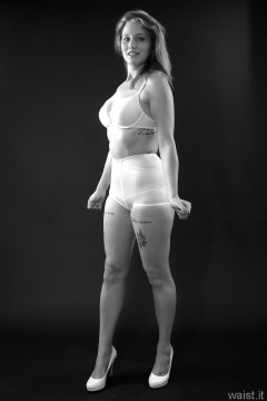 Heidi 2014-09-07 Little X girdle