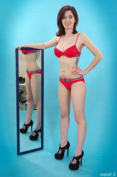 Dawsie red bikini