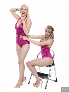 2017-06-10 Dayna Nirvana and Emma Lou doing figure-shaping exercises in purple vintage-style tummy control swimsuits