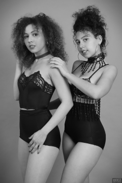 2017-10-22 Isabelle and Stephy