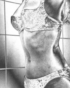 Chiara bathroom shoot