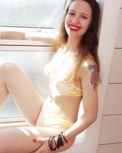 Chiara bathroom shoot