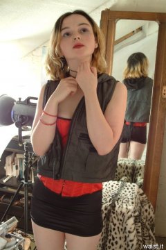 Annie is quite tired by the end of the shoot