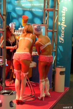 'Erotica' Show, London, 2003-11-14