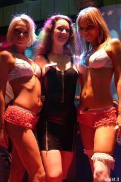 'Erotica' Show, London, 2003-11-14