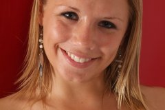 2006-06-27 Chiara and Sara