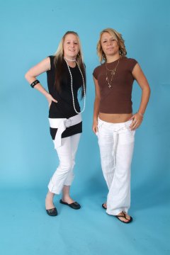 Jade and Sara retro fitness shoot