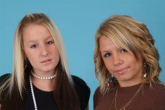 Jade and Sara retro fitness shoot