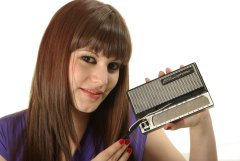 Cara Mascara and Stylophone