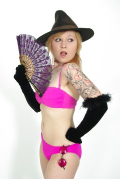 Photo from Miss Cristal Marie's first retro-fitness pin-up shoot, 2013-05-18