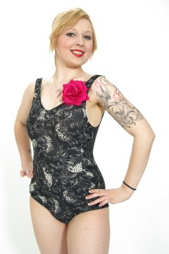 Photo from Miss Cristal Marie's first retro-fitness pin-up shoot, 2013-05-18