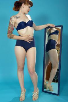 Miss Vixxen - blue Chinese bra and girdle