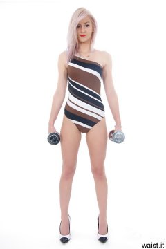 DollyBird - swimsuit and 1kg weights