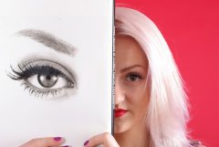 DollyBird - head shot