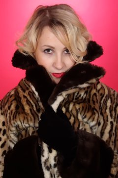Sammy-Clare - head shot