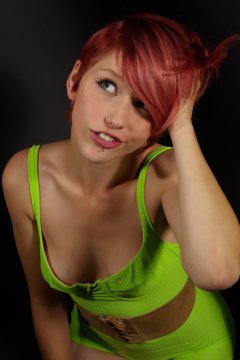 Momo - First retro fitness shoot 2014-08-24