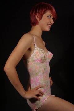 Momo - First retro fitness shoot 2014-08-24