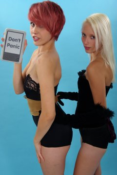 Katy + Momo first retro fitness shoot 2014-08-24