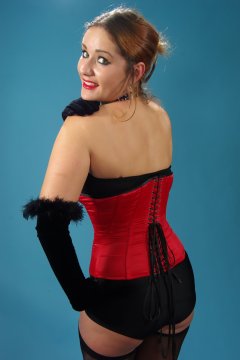 2014-10-18 Egle style 210 girdle and red Vollers corset