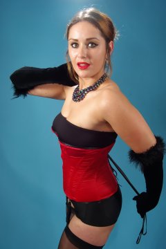 2014-10-18 Egle style 210 girdle and red Vollers corset