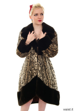 Abbie 2015-01-02 fur coat