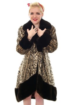 Abbie 2015-01-02 fur coat