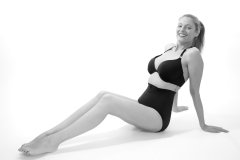 Alicia Legs black bra and girdle