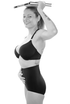 Alicia Legs black bra and girdle