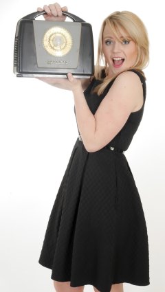 2015-05-25 Amandah black dress and vintage Ferguson radio