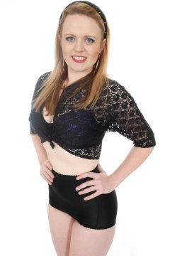2015-05-25 Amandah black lace top, bra and girdle
