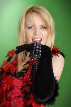 2015-05-25 Amandah red Vollers overbust corset and black girdle