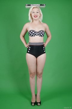 2015-07-26 ZoeCharlotte vintage swimsuit