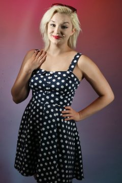 2015-07-26 ZoeCharlotte polkadot dress
