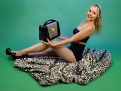 2015-08-22 Princess K black boobtube and girdle