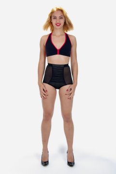 2015-10-17 Ali Soriano bra and girdle