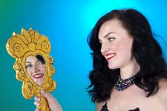2015-10-24 Jodi Beth face in the mirror