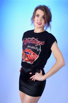 2015-11-06 GinA1 T-shirt and skort