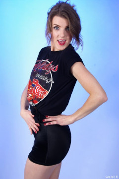 2015-11-06 GinA1 T-shirt and skort