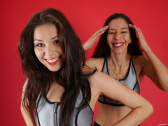 2015-11-21 Heydi and Shannon mother and daughter vintage pinup shoot