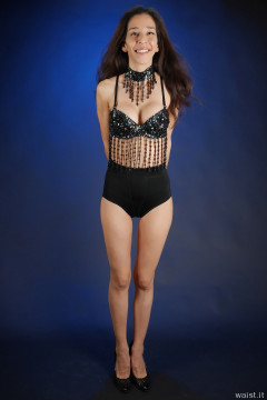 2015-11-21 Heydi belly dance top and Chinese pocket girdle worn as hotpants