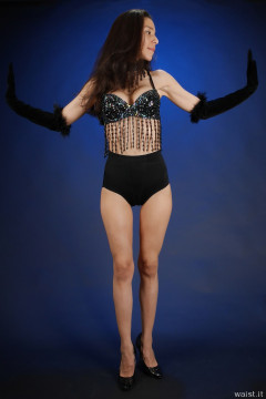 2015-11-21 Heydi belly dance top and Chinese pocket girdle worn as hotpants
