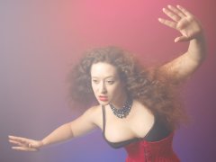 2015-12-04 Yana red Vollers corset and black Style 210 girdle worn as hotpants