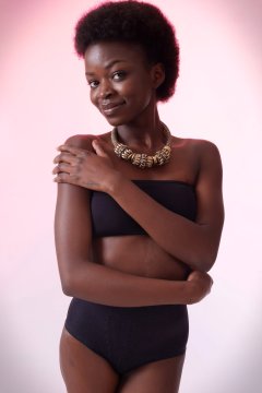 2016-01-15 Lilli in vintage black bra and girdle