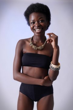 2016-01-15 Lilli in vintage black bra and girdle