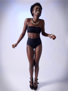 2016-01-15 Lilli in vintage black bra and girdle