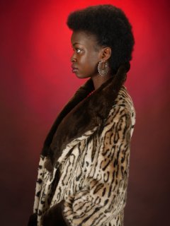 2016-01-15 Lilli in fur coat