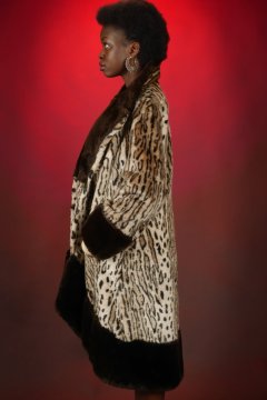 2016-01-15 Lilli in fur coat