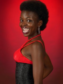 2016-01-15 Lilli in red bra and girdle and tightly laced black corset